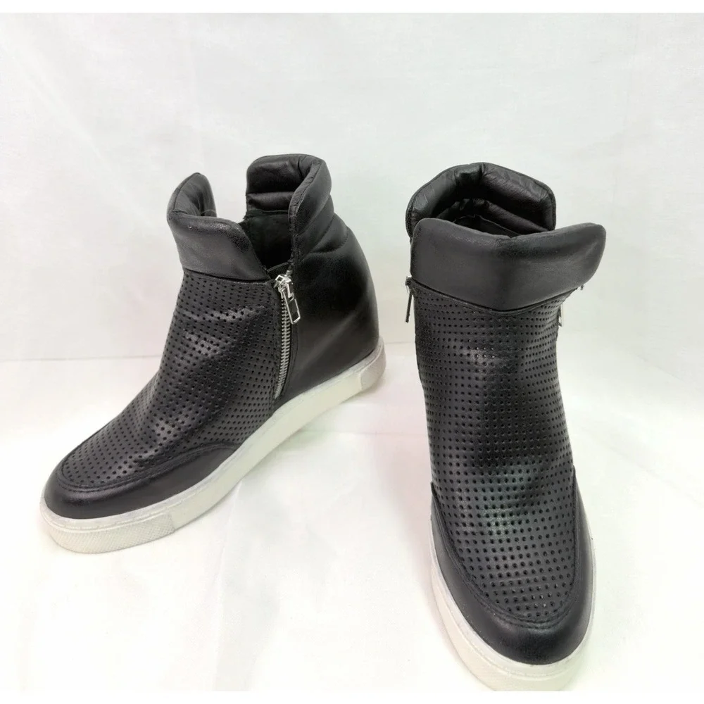 Steve Madden LINQSP Hidden Wedge Sneakers Women's 7.5 Black Perforated Zip